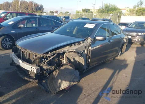 2013 Infiniti G37 Journey from USA, damaged, VIN JN1CV6AP8DM725909